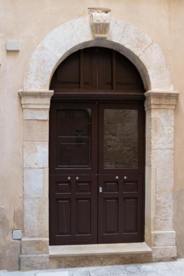 Vakkia - Ortigia Holiday Home シラクーサ エクステリア 写真